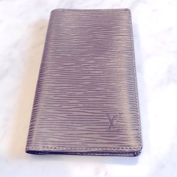 Authentic Louis Vuitton Taupe Epi Wallet, EUC, Stunner! - Picture 2 of 7